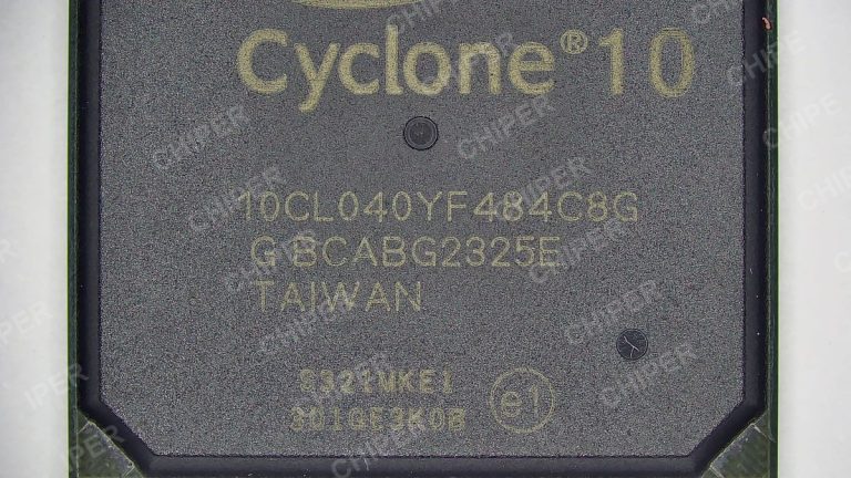 10CL040YF484C8G